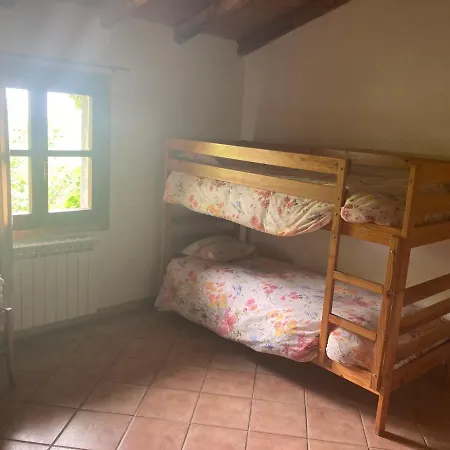 مزرعة للإقامة Agriturismo La Ca Dell Alpe